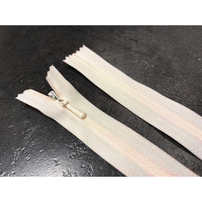 YKK Closed-End Coil Zip, 50 cm